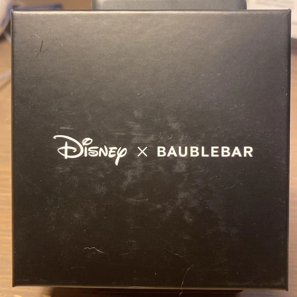 Disney BaubleBar Minnie Mouse Bow Earrings - Picture 3 of 4